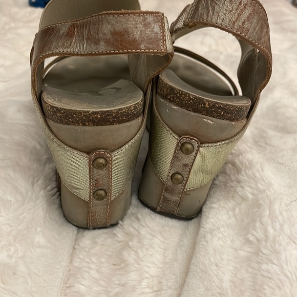 OTBT WEDGE WOMENS BUSHNELL SANDAL - Picture 5 of 9